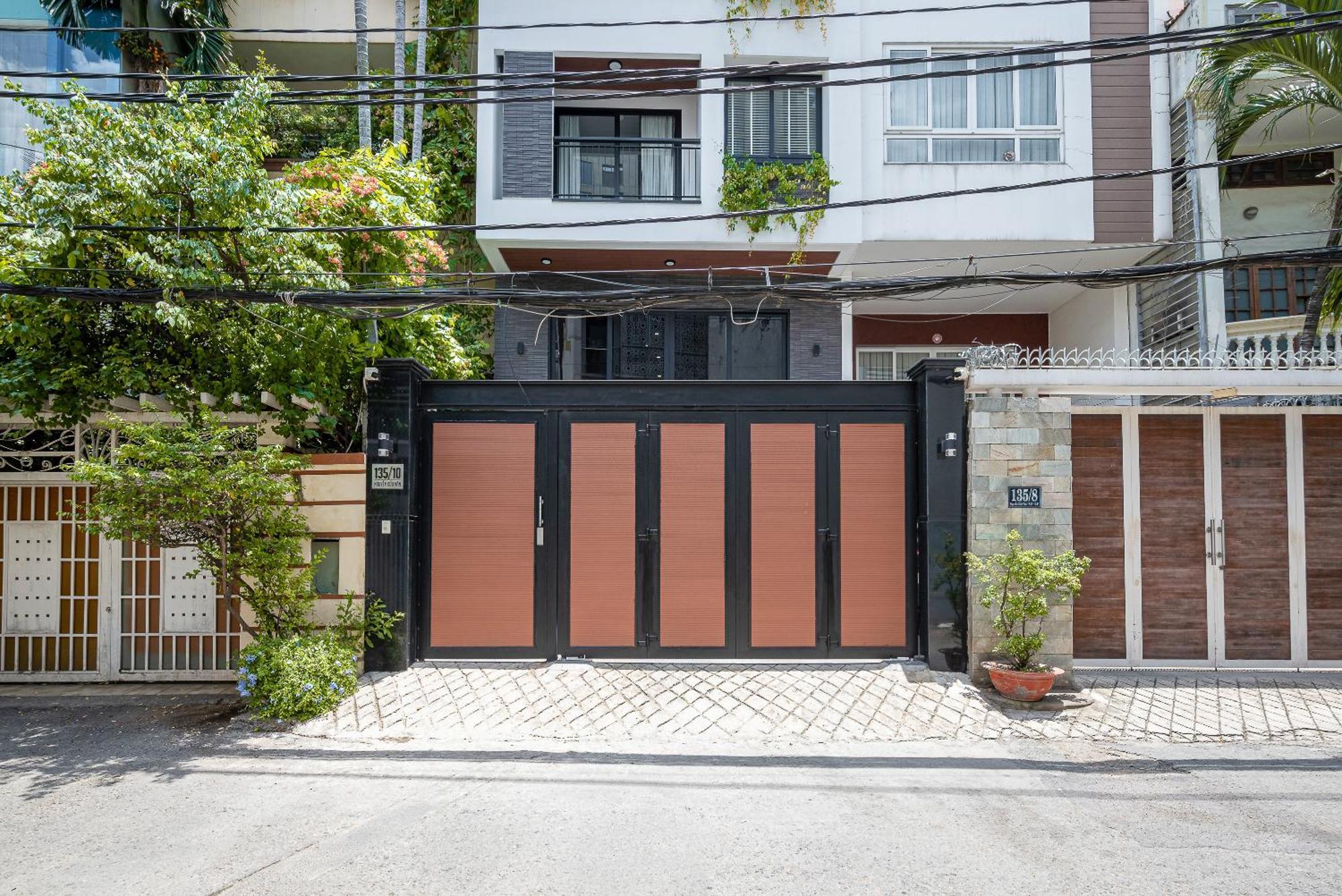 Cozrum Homes - Kena House अपार्टमेंट Ho Chi Minh City